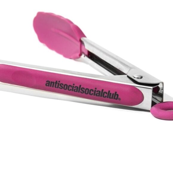 Anti social social club Bulgogi Clippers